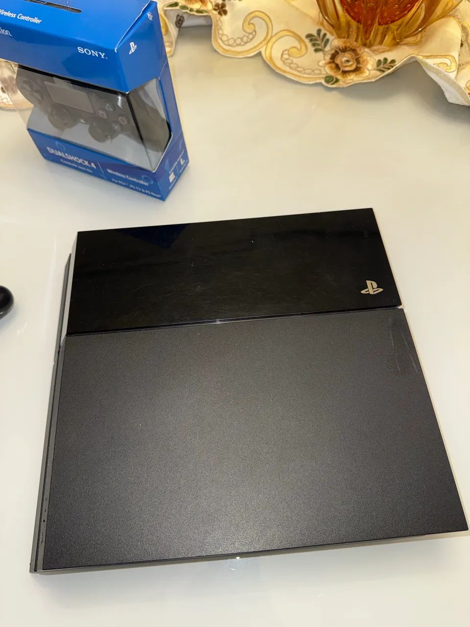 Ps4 Fat com 1TB - 2 controles  - Foto 5