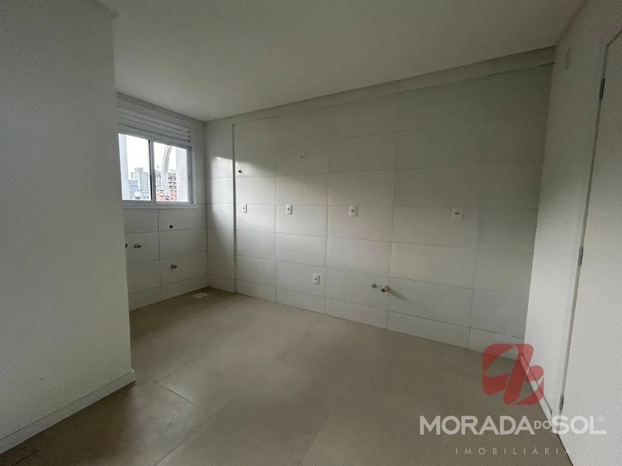 Ótimo apartamento com 1 quarto e churrasqueira na sacada. - Foto 2