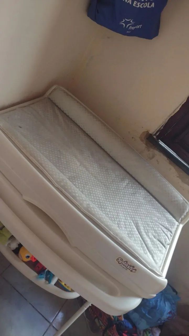Vendo trocador.