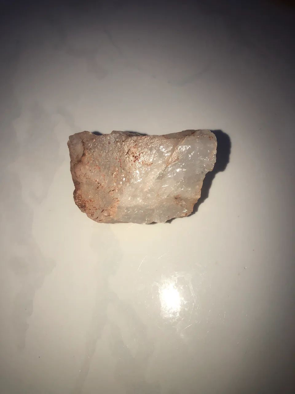  quartzo leitoso com óxido de ferro - Foto 2