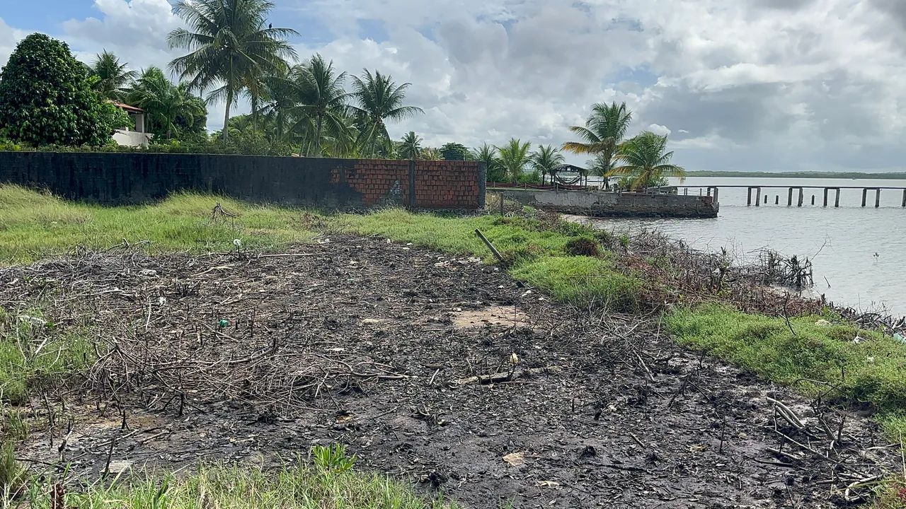 Terreno na beira mar de Atapuz 