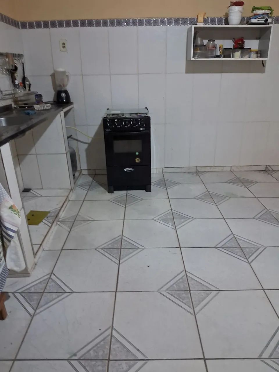 Vendo uma casa mais uma kit net no mesmo terreno  - Foto 4