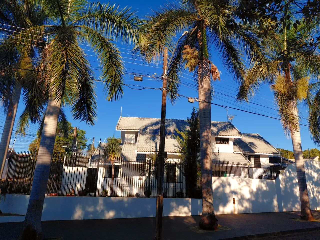 Casa ampla terreno inteiro área gourmet e piscina