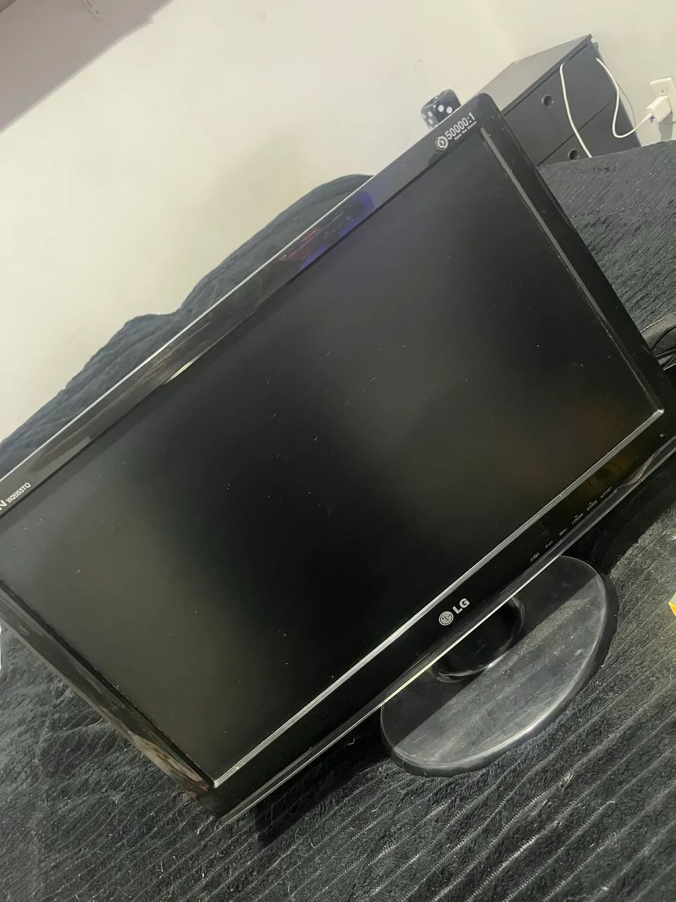 Monitor 21 polegadas vga hdmi com brindes - Foto 2