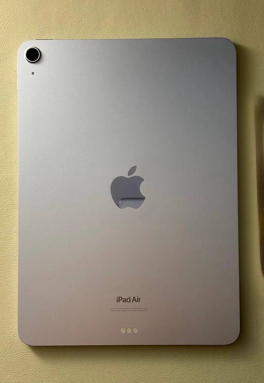 iPad Air M2 128GB + Apple Pencil USB-C - Tablets e E-Readers