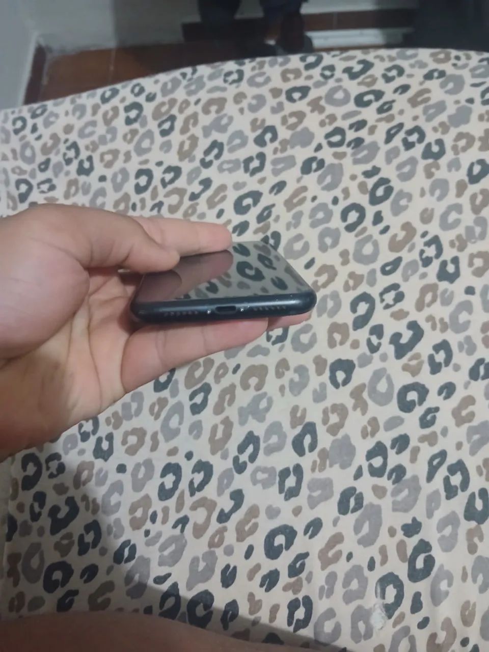 Vendo iPhone XR impecável  - Foto 4