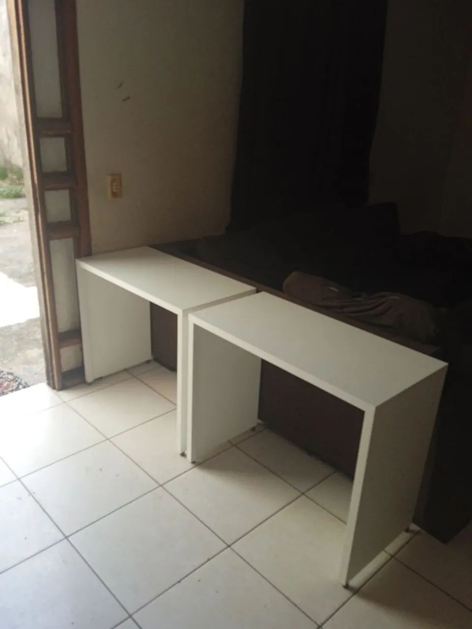 Escrivaninhas /Mesa de estudo /mesa de notebook.  - Foto 2