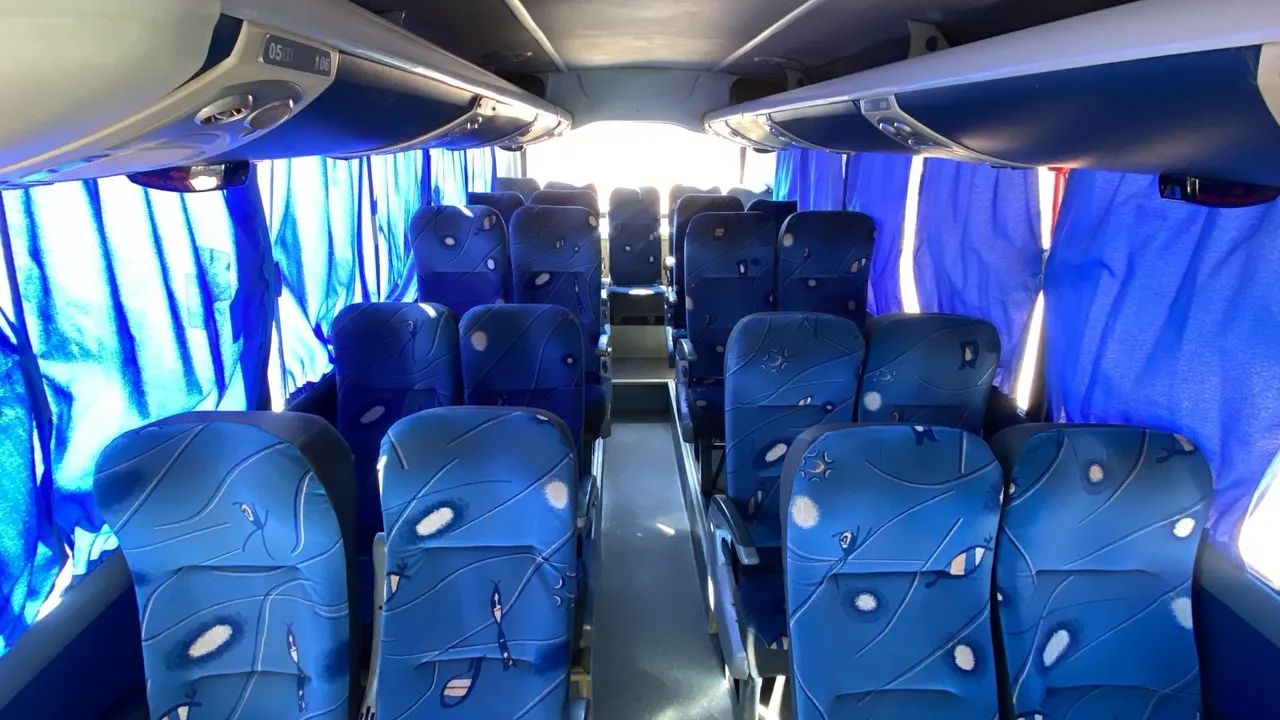 Micro ônibus W 7  2015 27 lugares - Foto 2