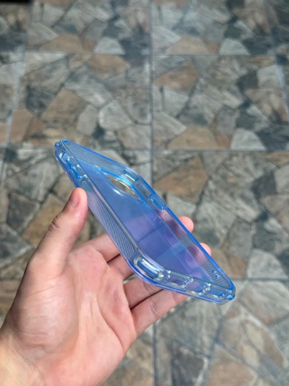 Duas Capinhas Novas: iPhone 11 (Antichoque) e Galaxy A07 (Silicone) - Foto 4