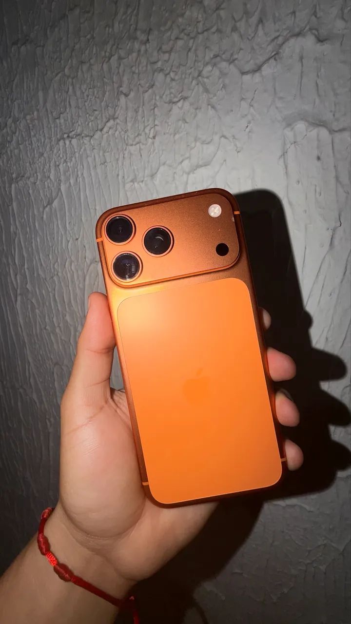 BAIXOU!! iPhone 17 Pro Max 512 gb - LARANJA  - Foto 2