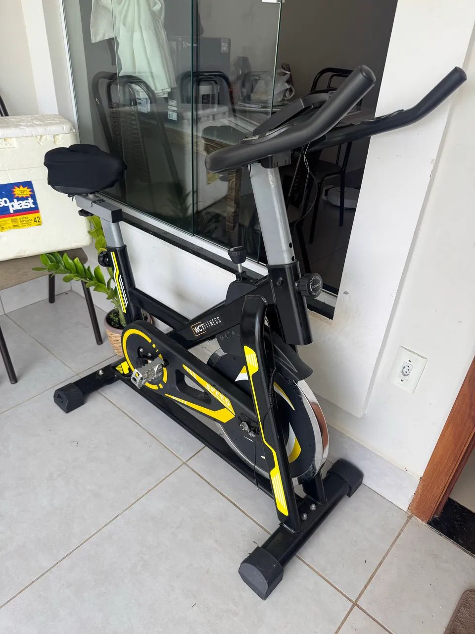 BICICLETA ERGOMÉTRICA 