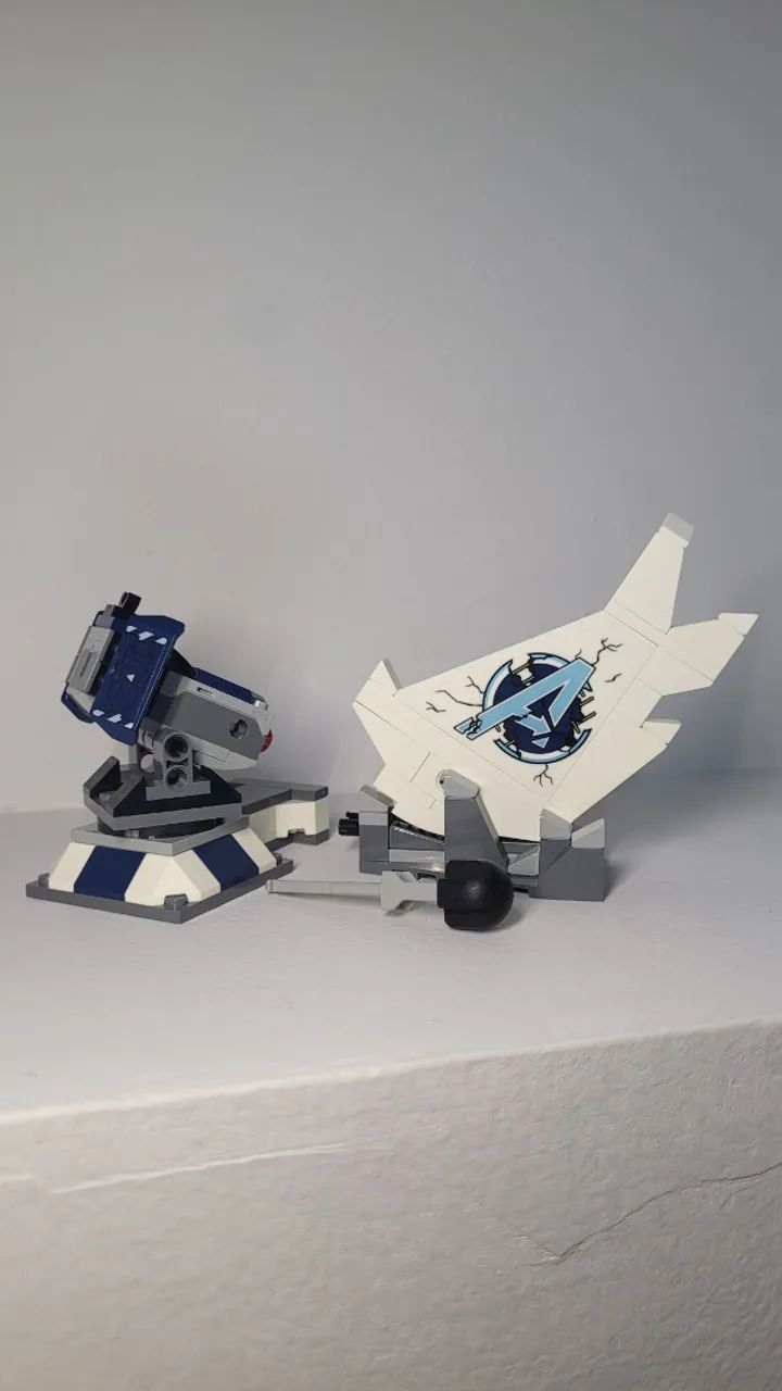 Lego Marvel - Base dos Vingadores  - Foto 4