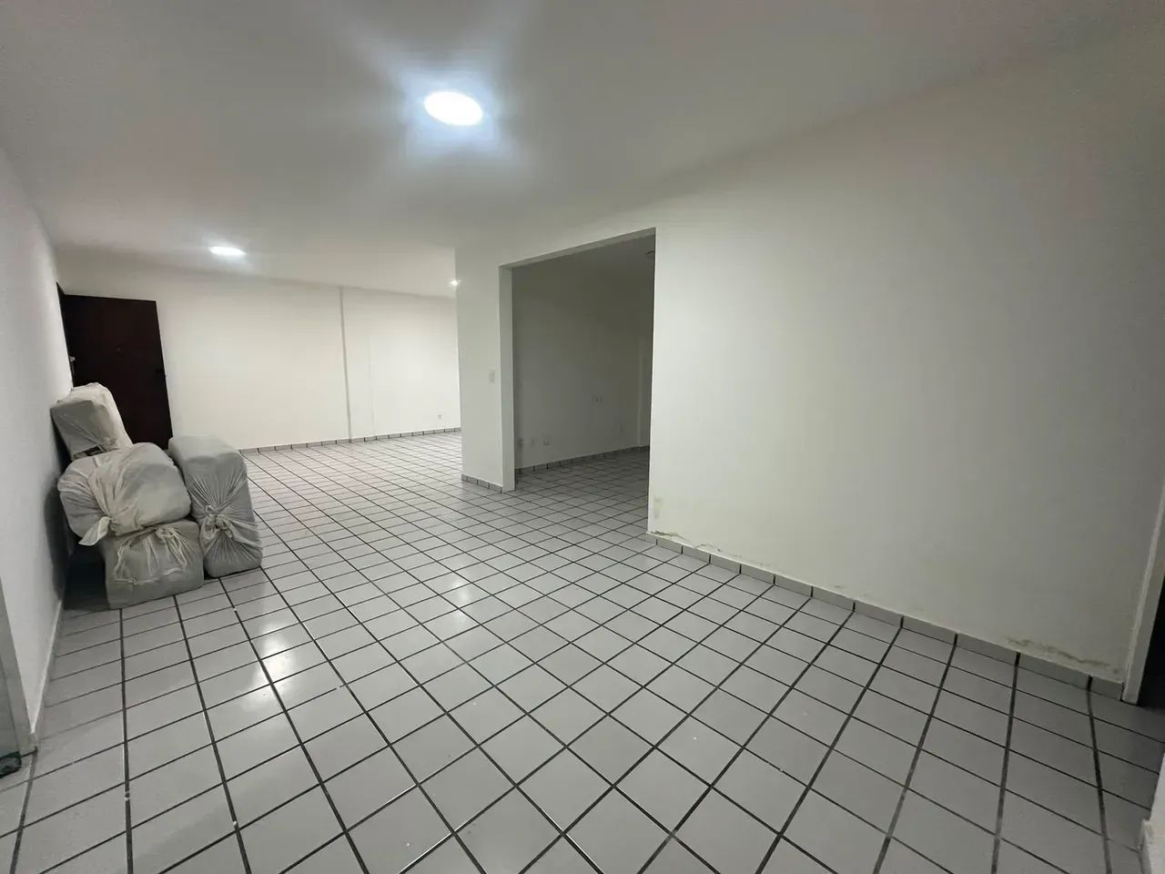 VENDO APTO COM 4 QUARTOS, 146 M² E PRÓXIMO DA UFRN - Foto 3