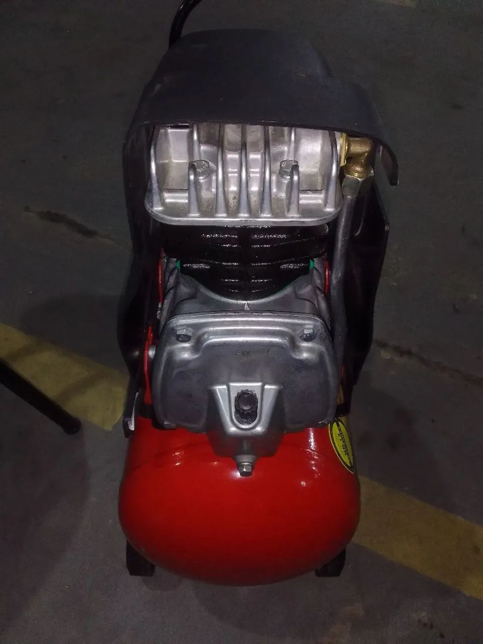 Compresor de Ar Schulz 8.6 PCM 25L 2HP 220V Ótimo Estado - Foto 2
