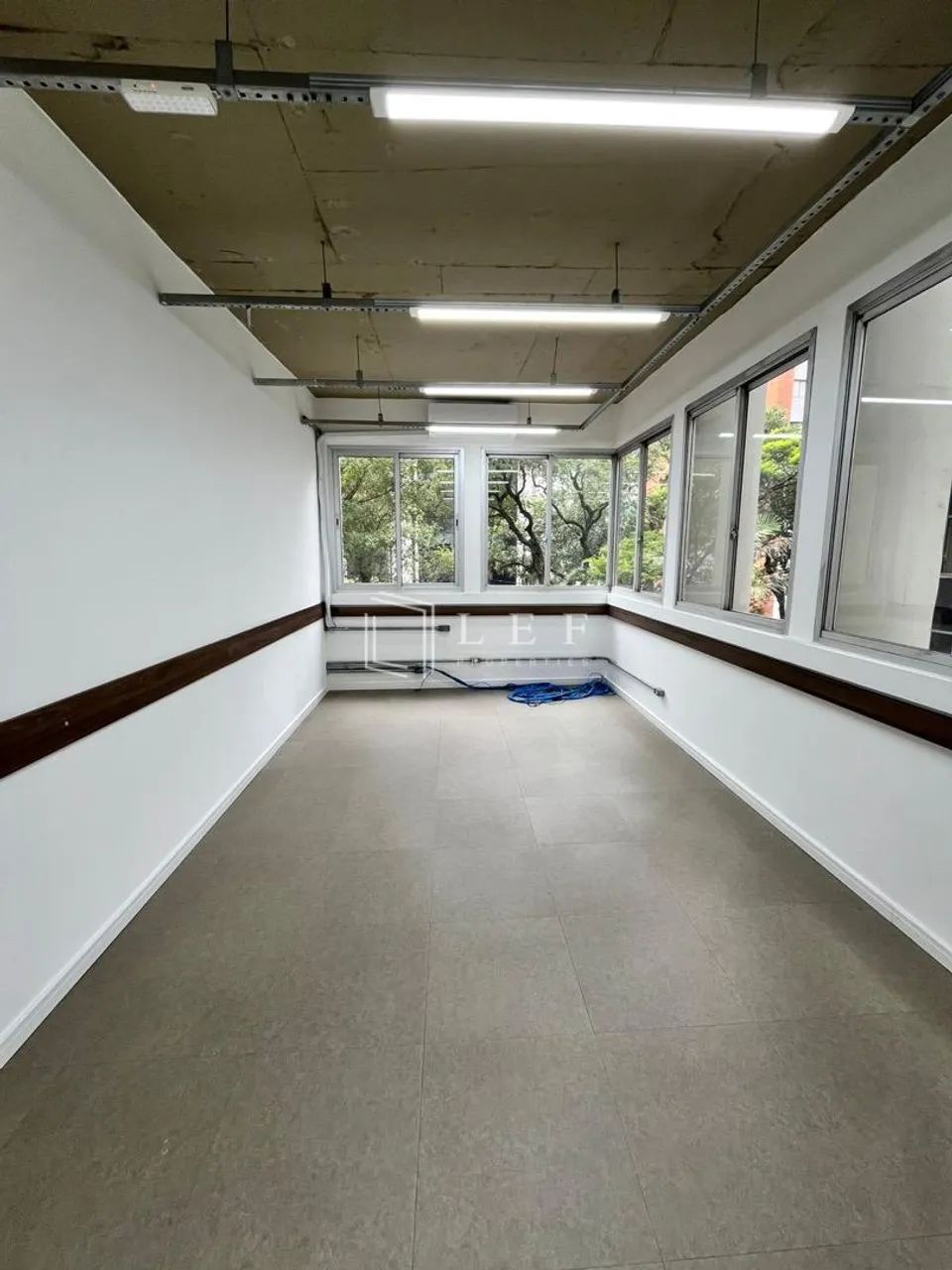 Conjunto Comercial com 203 m², para alugar no bairro Itaim Bibi. - Foto 3