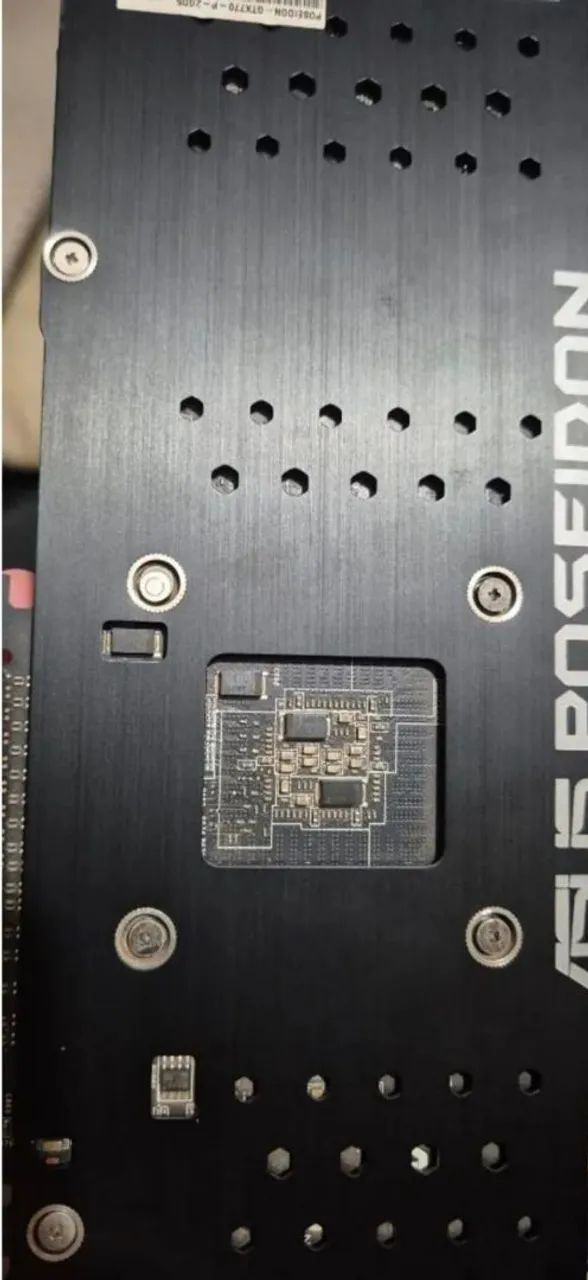 Placa de vídeo gtx 770 rog poseidon resfriamento a agua - Foto 2