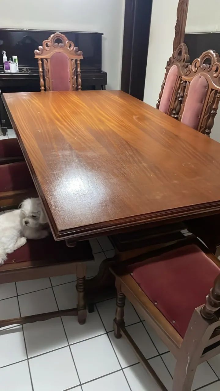 Conjunto de Mesa de Jantar Clássica em Madeira Maciça + Cadeiras Estofadas - Foto 3