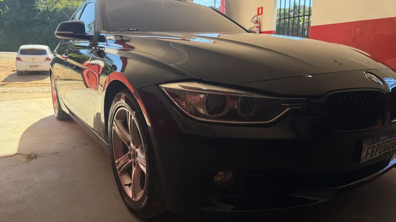 BMW 320I A 2.0 Turbo/activeflex 16V 184cv 4P 2014