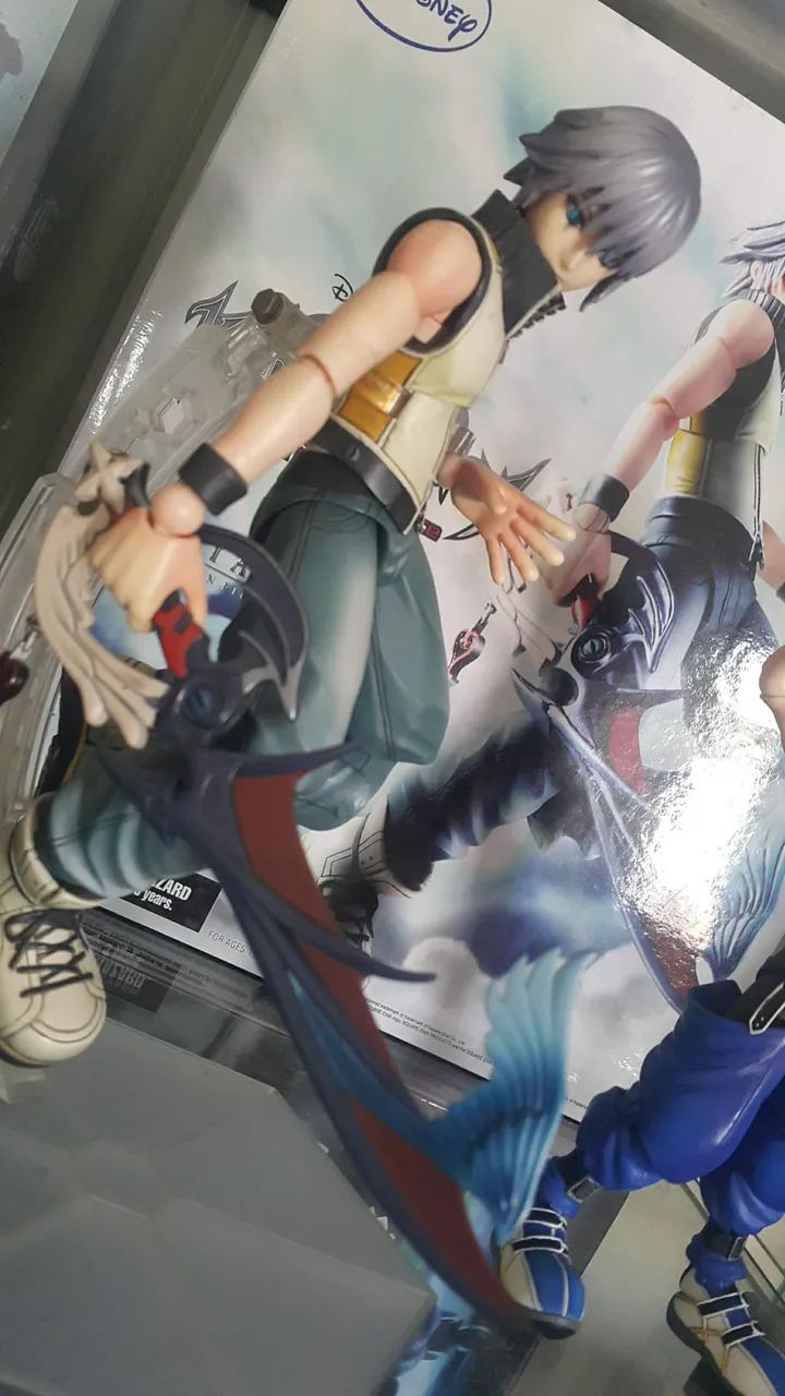 Riku Kingdom Hearts (Play arts Kai) - Foto 3
