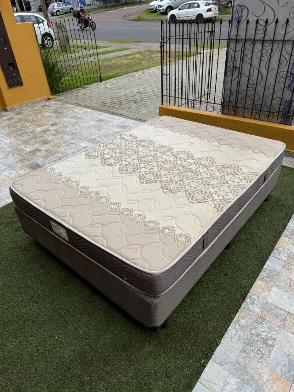 Colchão Casal + base BOX SEMINOVO - Entrego HOJE!  - Foto 3