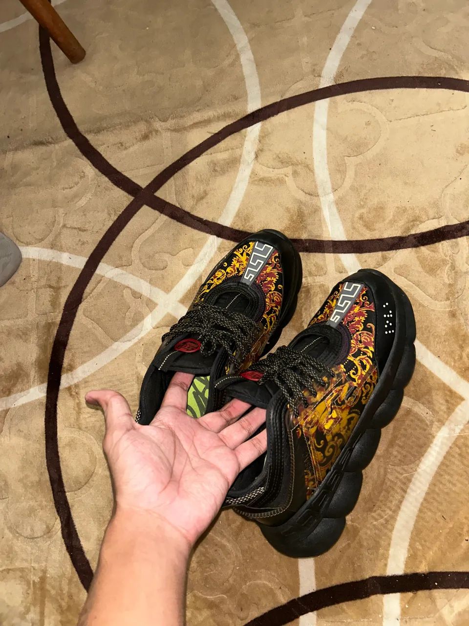 VENDO TÊNIS VERSACE N43