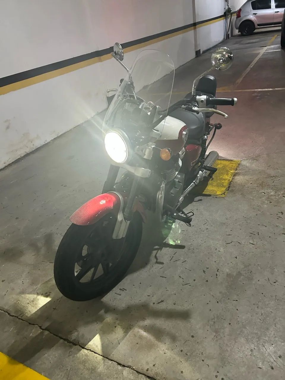 Super Meteor 650 - Foto 3