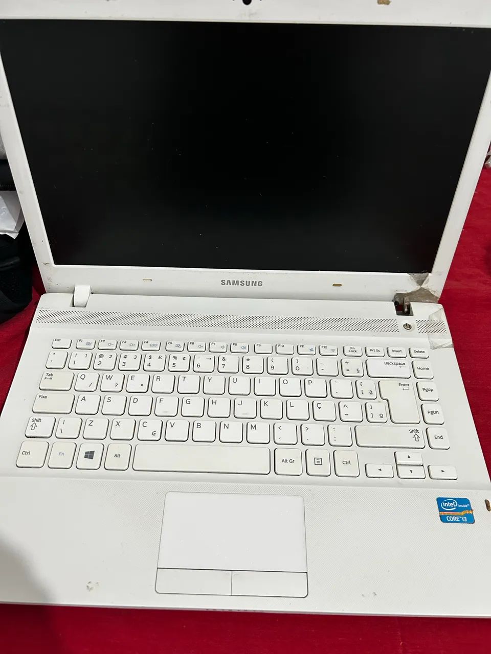 Laptop Samsung usado - -Retira