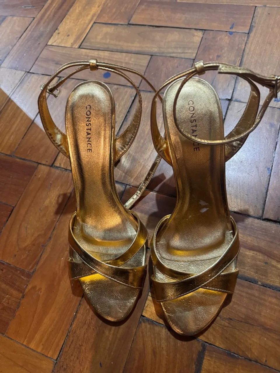 Salto Dourado 40 Constance 
