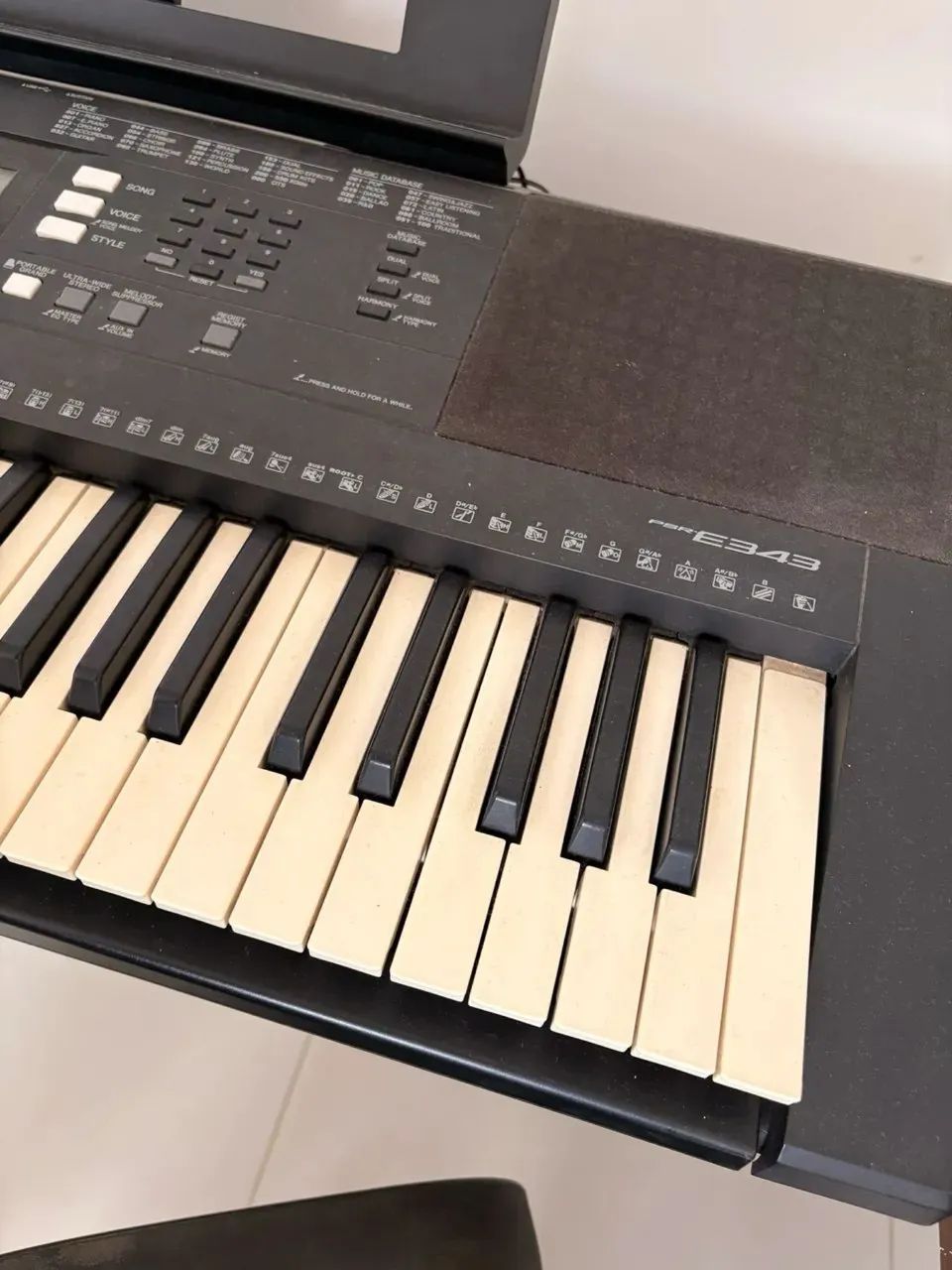 teclado Yamaha PSR-E343 - Foto 4