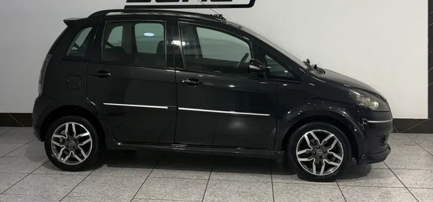 Fiat Idea Sporting 1.8 Flex 16V 5P 2011 - Foto 4