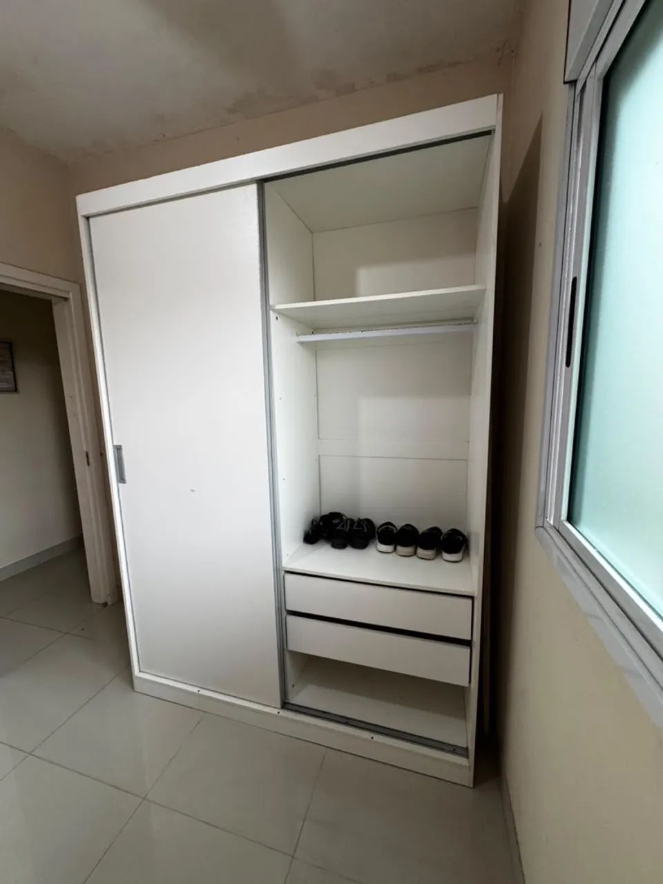 Guarda-Roupa Branco 2 Portas de Correr - Foto 2