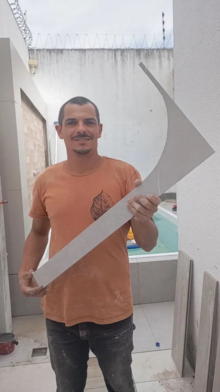 Pedreiro Mestre De Obras Disponível 