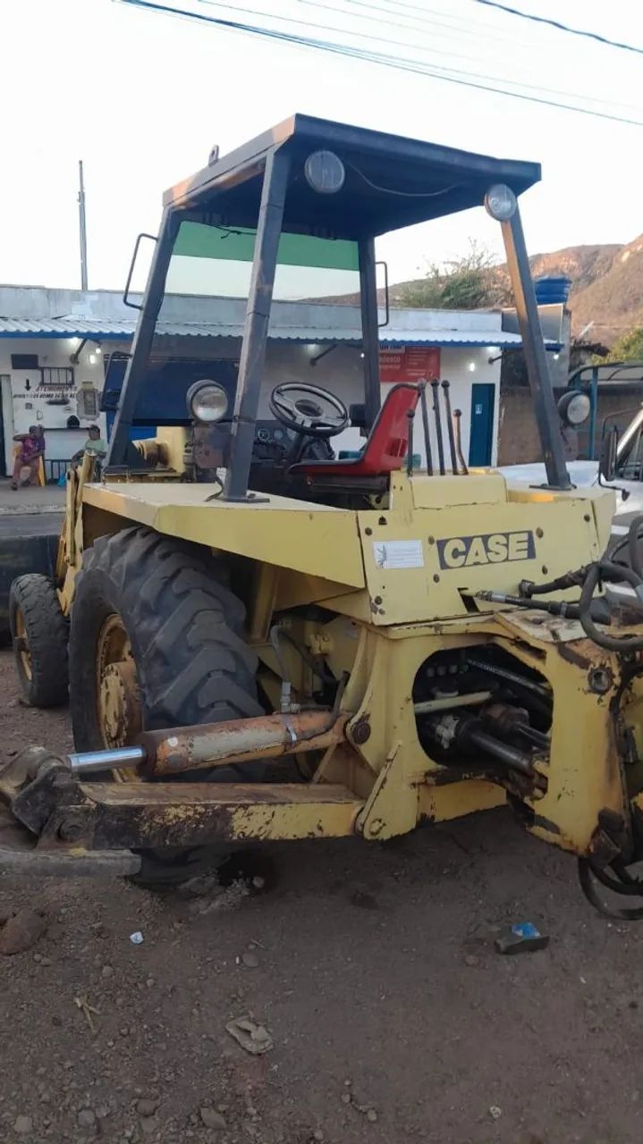 Vendo caminhão caçamba e retro escavadeira  - Foto 5