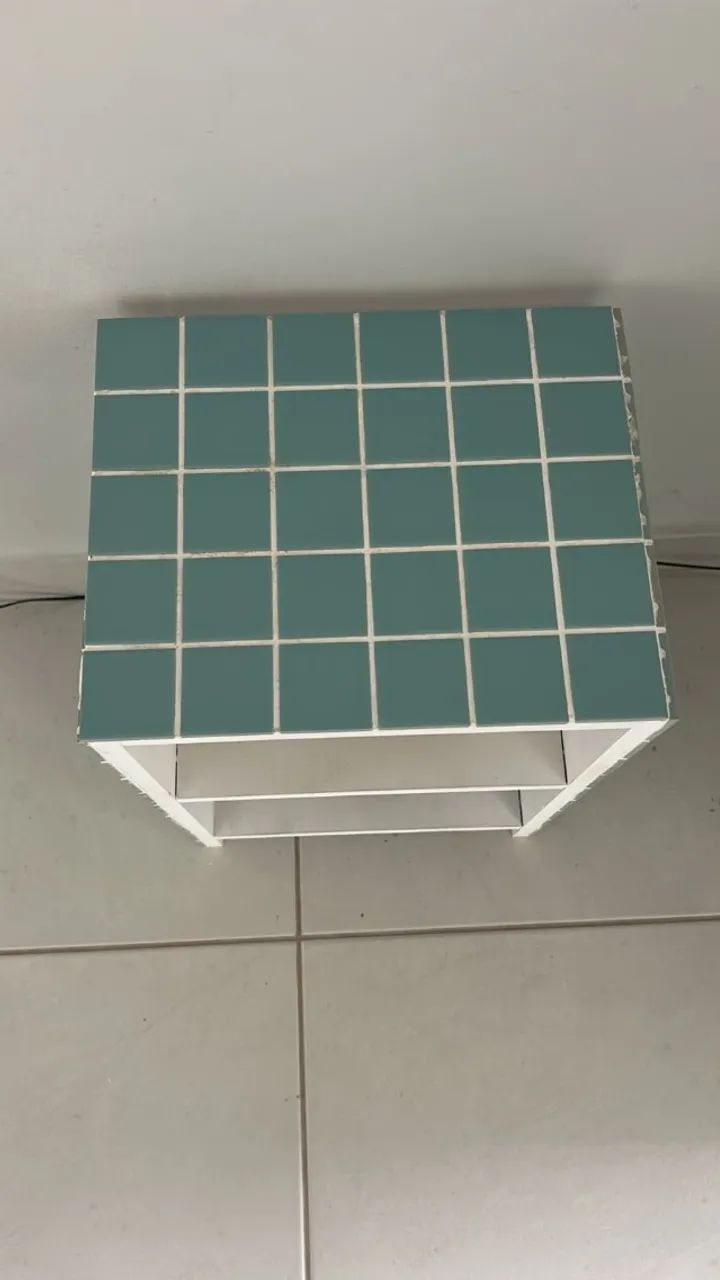 Mesa lateral em pastilha de cerâmica - Foto 3