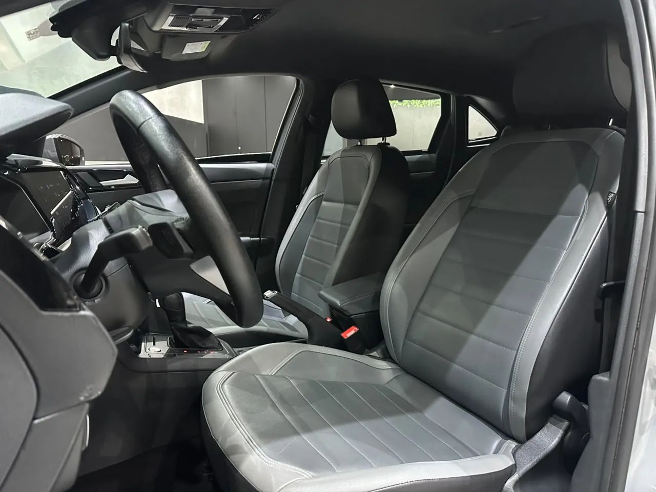 Volkswagen Nivus Highline 1.0 200 TSI Flex Aut., foto 5 de 19