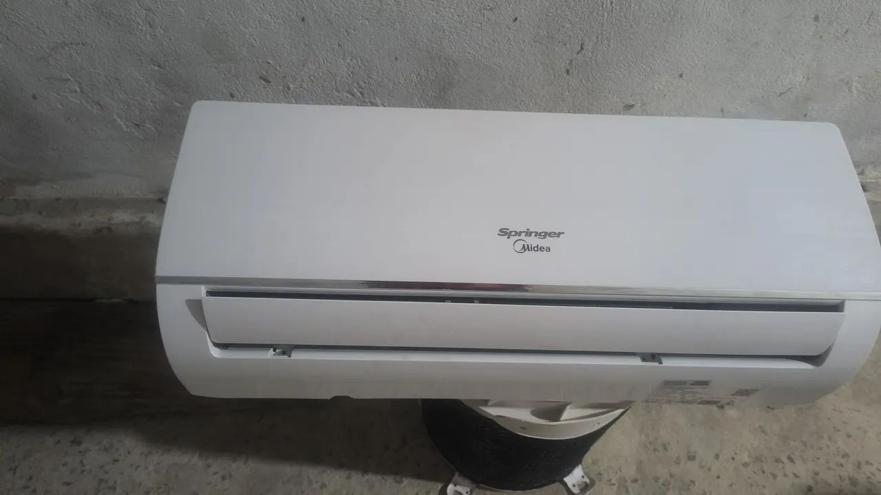 Ar condicionado 9 mil BTUs entrego instalado com garantia  - Foto 2