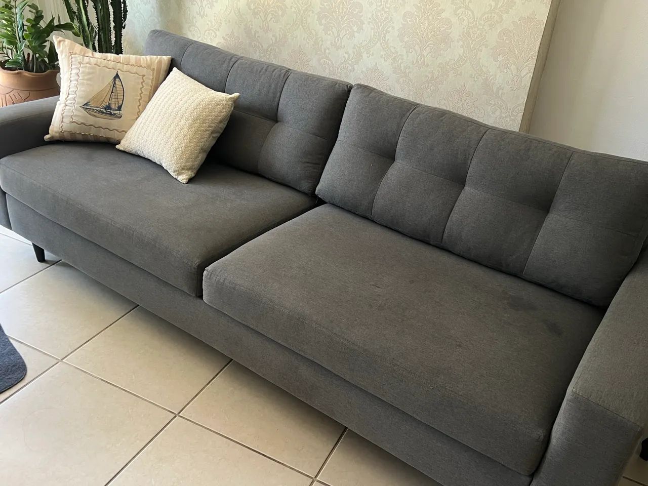 Sofá lindo, elegante 2,10  - Foto 2