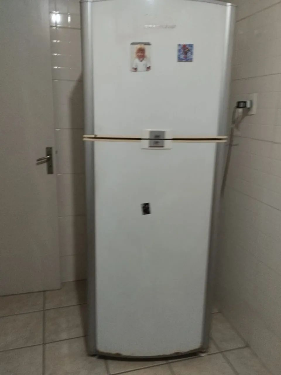 Vendo Geladeira 