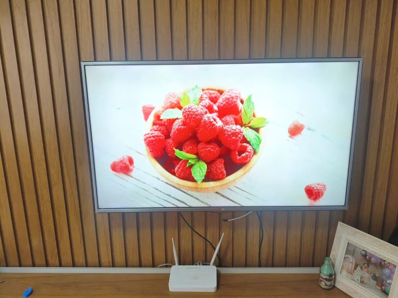 TV LG 47 - Foto 2