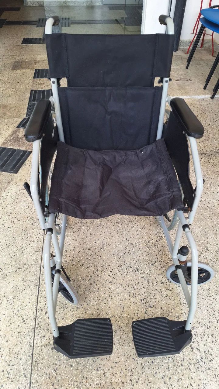 Cadeira de rodas dellamed - Foto 2