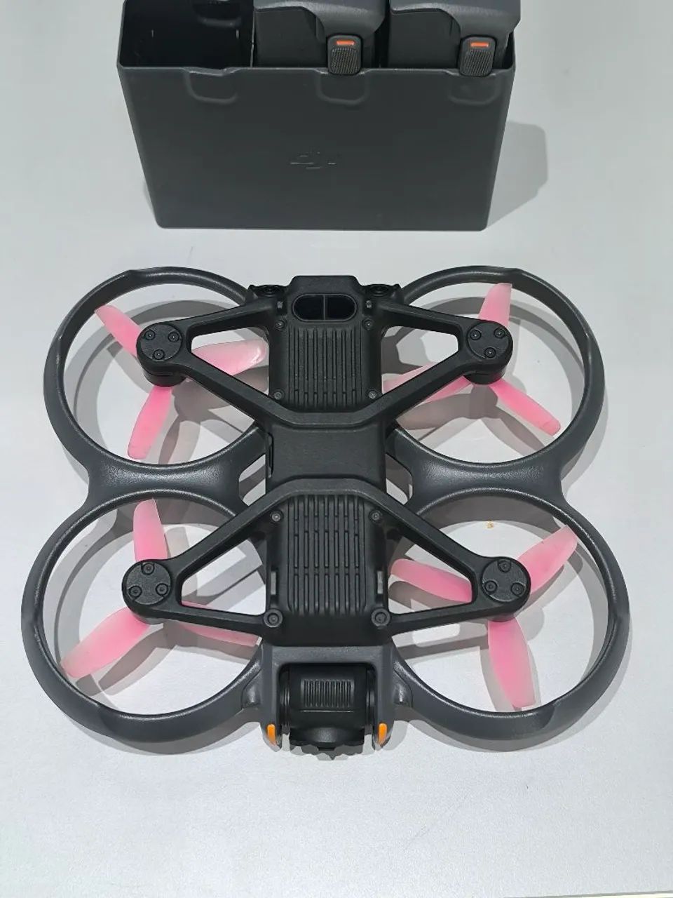 Dji Avata 2 com hub e 3 baterias. Sem óculos  - Foto 4