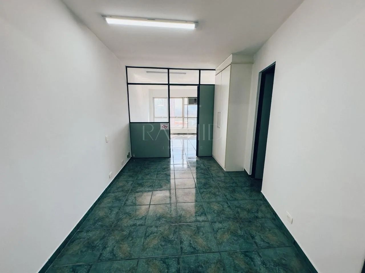 Sala Comercial Conjugada com Ar Condicionado em Centro - São José dos Campos - Foto 4