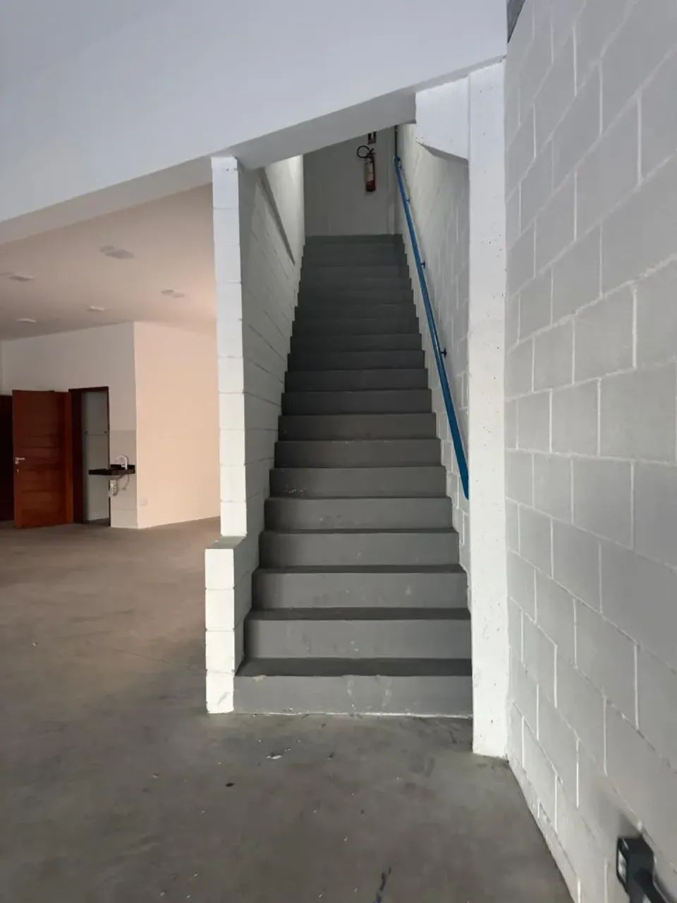 ALUGO GALPÃO COMERCIAL PROX FÓRUM BARRO DURO - Foto 2