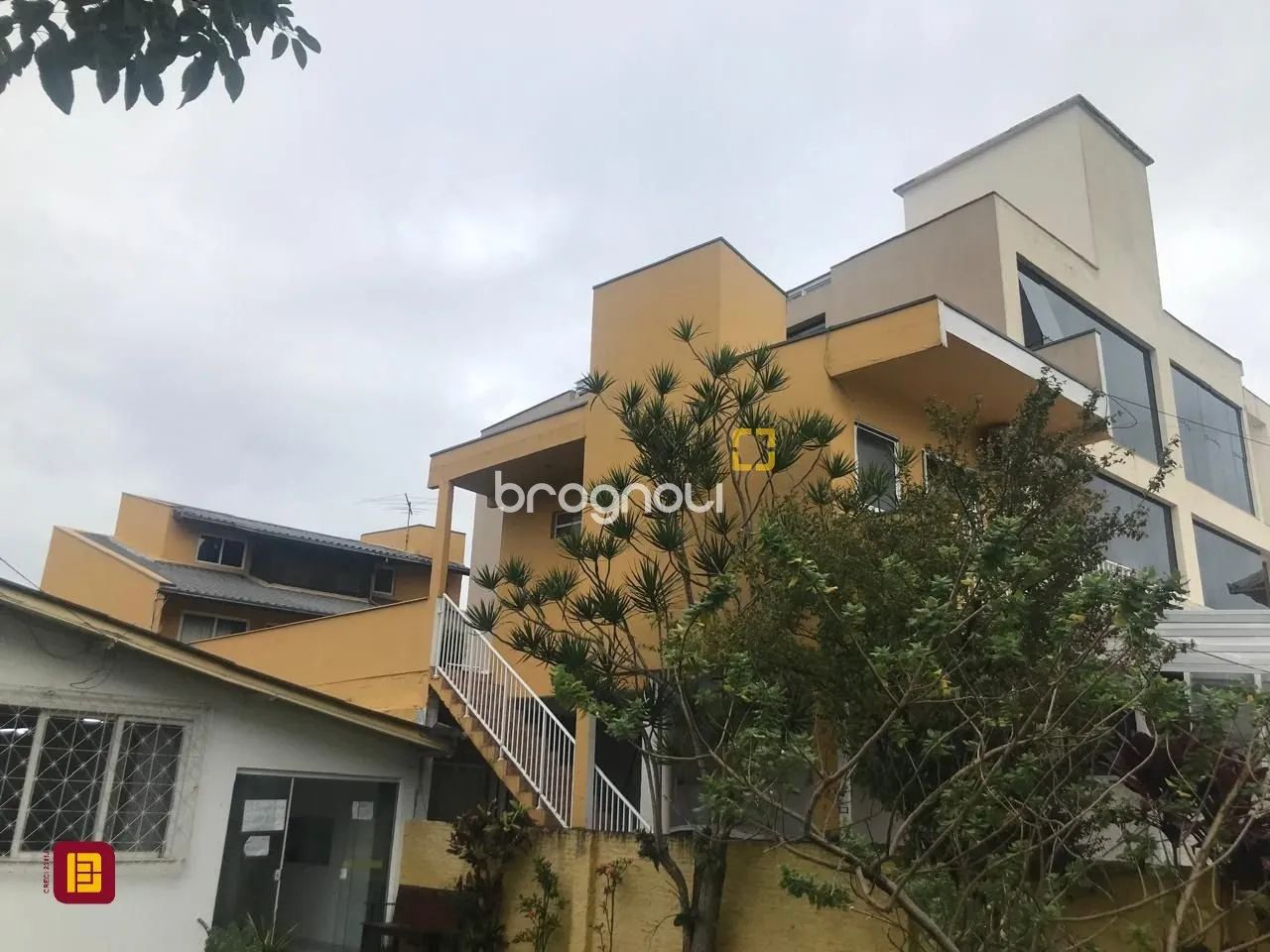 Vende-se uma edificação no centrinho da Lagoa Da Conceição, com 8 quartos - Foto 4