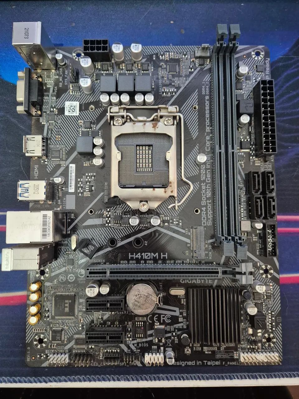 Placa mãe Gigabyte H410M H