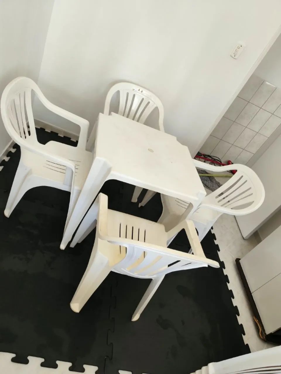 Mesa e Cadeira plástica Mor