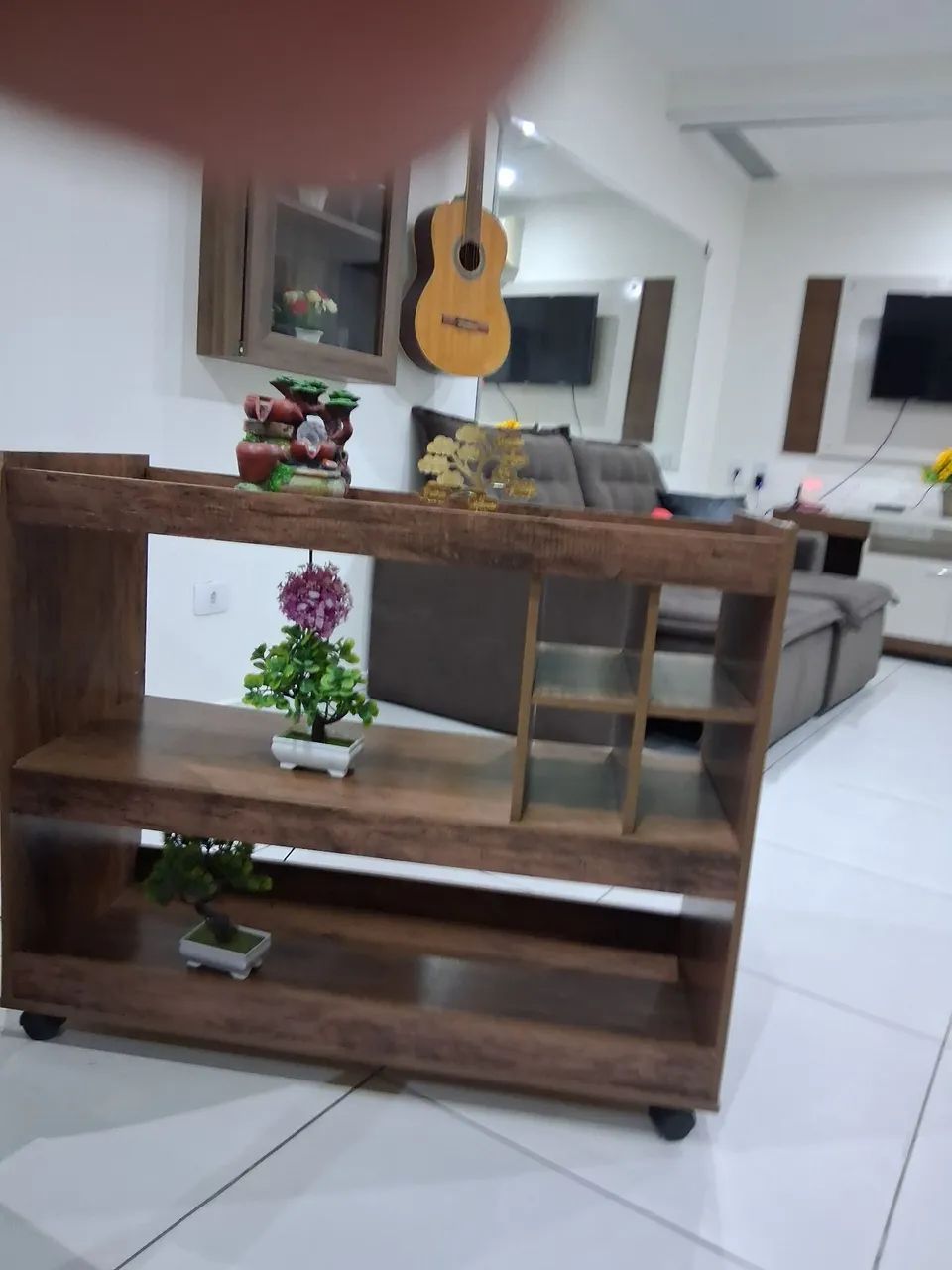 Barzinho de sala com rodinha 