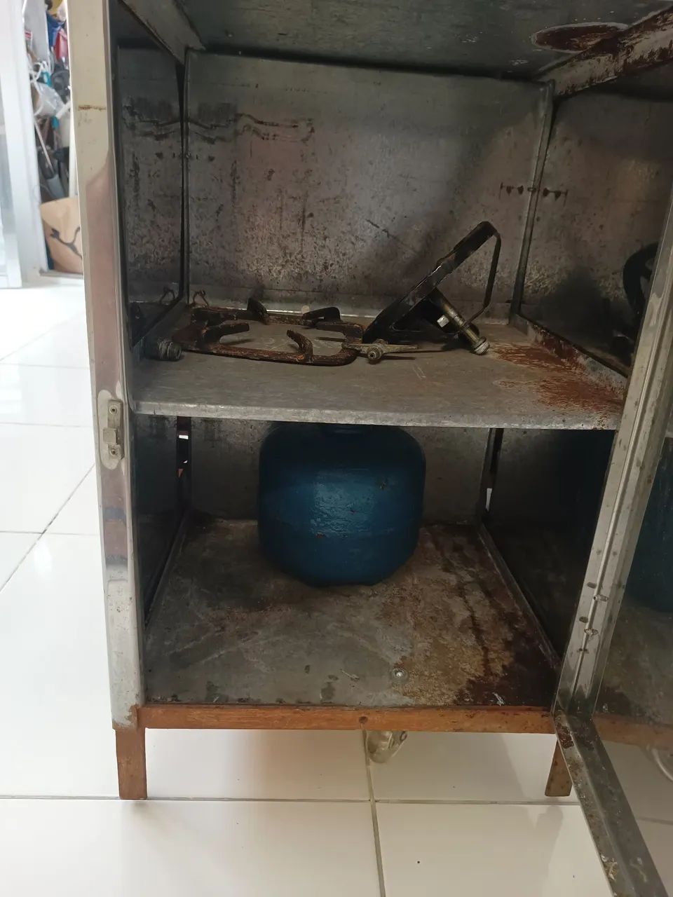 Vendo carrinho de inox com chapa de ferro fundido para churrasco e lanche - Foto 4