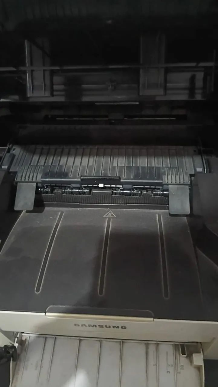 Impressora laser Samsung M2070 monocromática  - Foto 3
