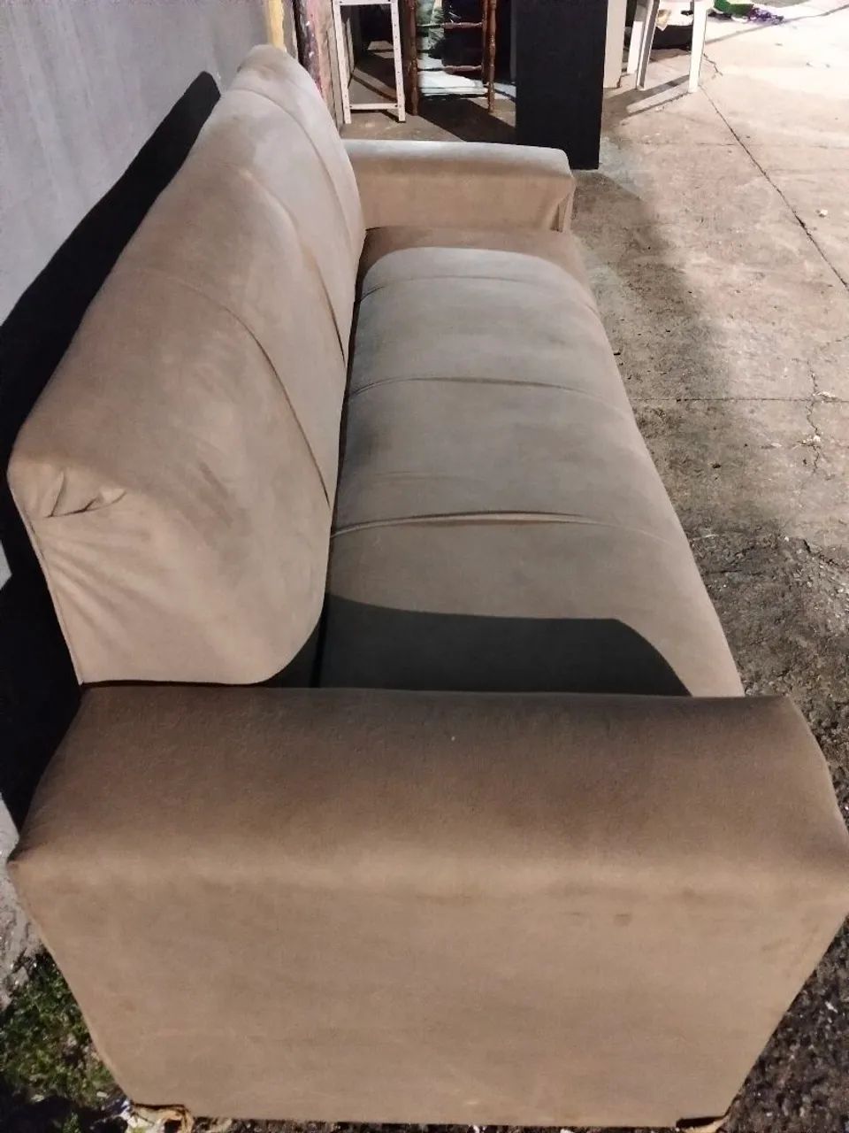 Sofá seme novo entrega grátis  - Foto 5